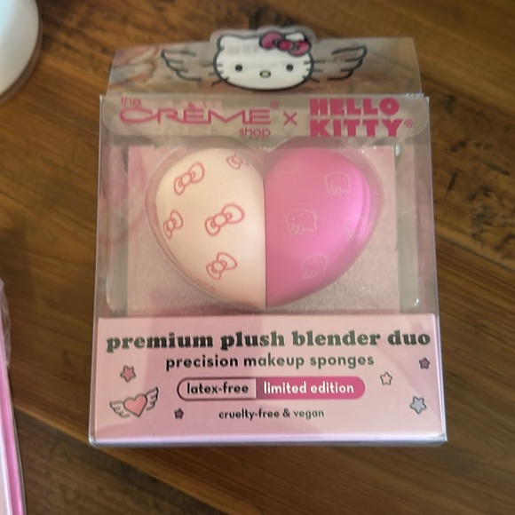 HELLO KITTY BUNDLE - Picture 5 of 7